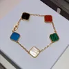 Woman Charm Armband Four Leaf Clover Designer Van Fashion Luxury Jewelry Women Chain Armband 99