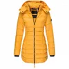 Trench da donna 2023 Inverno Coreano Slim Long Down Cappotto di cotone Donna Rosso Moda Parka con cappuccio Office Lady Giallo Nero Chic Cerniera