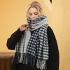 Lenços de moda feminino lenço xale xale envoltório quente mistura de cashmere bufandas silenciador femme tassel plus size hijabs ponchos