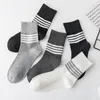 Herensokken 3 paar/lot heren mannelijke herfst winter all-match lange mode gestreepte katoenen breien casual chaussette homme sox