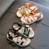 Sandaler Summer Little Girl Sandals Flowers Simple and Lovely Pink Children's Sandals Toddler Baby Soft Leisure Schoolgirlsshoe