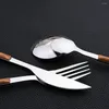 Set di stoviglie 6Peopl Posate Acciaio inossidabile Manico in finto legno Coltello Forchetta Cucchiaio Set di posate da cucina Stoviglie da tavola