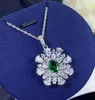 Hänge halsband lyxiga kristallgrön ädelsten halsband vit zirkon blomma päron form klavikel choker för kvinnor trendiga charm smycken