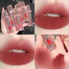 Lipgloss 8 Farben Glasur Wasserdichter flüssiger Lippenstift Kosmetik Tönung Schlamm Schokoladenbraue Tomate Rote Lippen Make-up