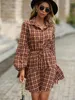 Freizeitkleider Damen Plaid Print Laterne Ärmel Vintage Kleid Winter V-Ausschnitt Lace Up Mini 2023 Herbst Elegant Party Damen