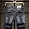 Mäns shorts stretch denim shorts mäns sommar nya svarta retro tvättade blekt knä längd Bermuda manliga korta jeans streetwear t230502