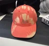 die Vereinigten Staaten Mode Baseballmütze weibliche namhafte Designer Alphabet Farbe unregelmäßige Hip-Hop-Cap Sommer im Freien Sonnenblende Flut