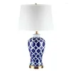 Lampes de table classique lampe en céramique bleue chambre éclairage de chevet salon étude décor à la maison et bureau en porcelaine blanche