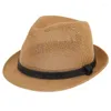 Cappelli a tesa larga Moda Cappello estivo Fedora di paglia corto per donna/uomo Hollow Out Sun Beach Trilby Jazz Cap Unisex