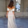 Sukienki imprezowe stylowe oddziały na ramionach Suknie ślubne na podłogę na podłogę na 2021 Bride Beach Suknie ślubne Seksowne otwarte boisko pociąg T230502