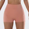 Pantaloncini attivi Yoga con tasche Collant sportivi per il sollevamento dell'anca da donna Pantaloni corti elastici a vita alta slim fit Ginocchio per allenamento in palestra