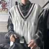 Canotte da uomo in maglia breve scrollata di spalle abbigliamento uomo gilet bianco sciolto moda oversize vintage Top Harajuku scava fuori design senza maniche