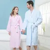 Indumenti da notte da donna Accappatoio estivo in cotone Waffle Robe Amanti Bagno morbido Donna Camicia da notte Uomo Casual Home Solid El