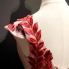 パーティードレスアンチンシュピンクレースレッドリーフビーズ刺繍花ビンテージプリンセスステージワンショルダーラインホストの長いイブニングドレス