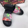Lüks Marka Terlik Erkekler Kadınlar Çiçek Slayt Baskı Platformu Kauçuk Katır Sandalet Yaz Plaj Sandalet Bayanlar Kaydırıcılar Erkek Kadın Klasikleri Terlik Tasarımcı Ayakkabı