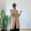 Femmes Trench Manteaux Manteau Pour Femmes Printemps Miyake Plissée Mode Solide Bouton Unique Haute Rue Lâche Grande Taille Femme À Manches Longues