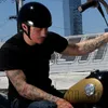オートバイヘルメット1PCSヘルメット高強度のプラスチッククイックリリースバックル耐摩耗性としっかりした半分の高速配信