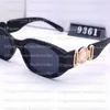 Gafas de sol de moda para hombres Diseñador de lujo Gafas de sol polarizadas Diseño de logotipo de metal Mujeres Viajes al aire libre Gafas de sol negras con caja