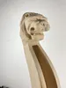 Fabrik producerar 3/4 vertikal kontrabass lejon huvudlönnhals utan hål, oavslutad manuell snidning, högkvalitativ speciell form, vit bashals, supervärde