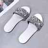 Slippers Mulheres Baixa promoção de preços lâminas de pano de lantejoulas Bling Sapogy Sole Sole Gold Gold Silver Fashion Designer em tamanho EU43-3