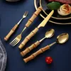 Zestawy naczyń stołowych 7PCS Nature Bamboo Gold Tutlery Zestaw Cutlery ze stali nierdzewnej Prezent Srebrne sztućce 304 Sałatka Sałatka Sałatka Spad 230503