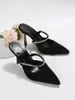 Sandalen Schwarze Pumps mit hohem Absatz und Stiletto-Spitze, Satin-Glitzer-Mules 230503