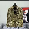 Herren Casual Shirts 2023 Trend Male Leopard Print Shirt Hochwertige Langarmbluse Social Man Loose Tops Chemise Homme Kleid B97