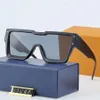 Designer Lyx Solglasögon Män Glasögon Utomhusskydd Stor fyrkantig ram Mode Klassisk Dam Solglasögon Speglar Hög kvalitet