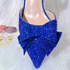 Отсуть обувь QSGFC 2022 Итальянский дизайн моды R.Blue Glass Heel Обувь Ladies Ladies и украсить кристаллами Свадебные сумки с двойным использованием.