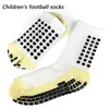 Sportsokken nieuwe kinderen ademende sportvoetbal sokken vierkante siliconen niet -slip grip voetbal sokken j230517