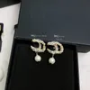 Klassisk C Earing Designer Jewelry for Lady Women Ccity Stud Holiday Party Earring Woman Wedding Engagement Fashion Guldörhängen Högkvalitativ gåva 7e