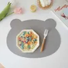 Mats Pads INS Cute Bear Pattern Leather Table Mat Double Sided Solid Children Dinning Placemat Waterproof Oilproof HeatInsulated Pad Z0502