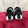 2023top ny designer varumärke casual skor för män platt sneakers låg panda svart grå dimma chunky glöd trippelrosa dunkar konstig kärlek