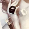 Pierścienie opaski Vintage geometryczne kwadratowy biały czarny kolor żywicy wielki dla kobiet przezroczysty przezroczny akrylowy pierścień parwholesale y23