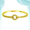 Bangle Ladies Armband Matchande Crystal Gold Charm manschett Friendship Designer smycken Koppar Vita silver Kvinnor Simple