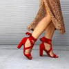 Sandales femmes pantoufles bretelles croisées talon épais 2023 été mode Sexy talons hauts noir rouge Zapatillas Mujer