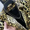 Camicie casual da uomo 2023 Tendenza maschile Camicia con stampa leopardata Camicetta a maniche lunghe di alta qualità Uomo sociale Magliette larghe Chemise Homme Dress B97