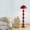 Твортники Творческие грибы гостиная диван рядом с стоящей лампой макарун спальня спальня кровати световой осветительный приспособление