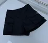 Kvinnors tvådelade byxor Designer 2023 Tracksuits Metal Triangle Hooded Tracksuit Sets Charge Jacket Plus Shorts Print Running Suits T-Shirt Man Sportswear Shirts Lyk