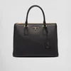 Handbag tote bag Women's Fashion Bag Made of Leather Material with Large Capacity Gold Zipper Closure in Various Colors