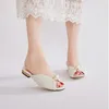 2023 verão princesa pérolas brancas sandálias moda feminina peep toe senhora slides chinelo das mulheres tamanho grande 35-42