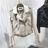 Куртки Серебряная кожаная женская куртка 2020, мотоциклетные короткие куртки металлик с лацканами на молнии, байкерское пальто, мягкая женская уличная одежда в стиле панк