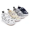 Atletik Açık Bahar Yeni Karikatür Canavar Toddler Erkek Yürüyüş Deri Bebek Ayakkabıları Yenidoğan Bebe Spor Ayakkabıları
