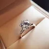 Klassisk 6 klor rund diamant solitär förlovningsring diamant vigselring Designer kvinnor Ringar Bröllop älskare förlovningsringar för kvinnor