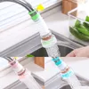 Grifos de cocina Filtro de salpicaduras Plástico a prueba de derrames Ahorro de agua Extensor de cabeza de grifo Color aleatorio para el hogar para 1 pieza