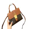 Luxury Shoulder Bags Classic Designer Locky Tote Bag Wallet For Women Luxurys Red Black Brown Pink Padlock Catch Shoulder Crossbody Vavin Strap Shopping Väskor