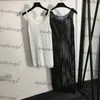 Grundläggande casual klänningar designer kvinnor sling ihålig klänning sommarstickande lång bokstav broderier flickor andas E930