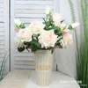 Kwiaty dekoracyjne Super wysoka symulacja prawdziwa dotyk 3 głowy sztuczna duża róży rąk nawilżająca ręka Feel LaTex Roses Bunch 6pcs