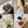 Nxy Bolsos cruzados de color sólido para mujer Tendencias Bolsos y monederos para axilas La última moda Bolso de hombro para axila 230424