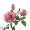 Kwiaty dekoracyjne Super wysoka symulacja prawdziwa dotyk 3 głowy sztuczna duża róży rąk nawilżająca ręka Feel LaTex Roses Bunch 6pcs